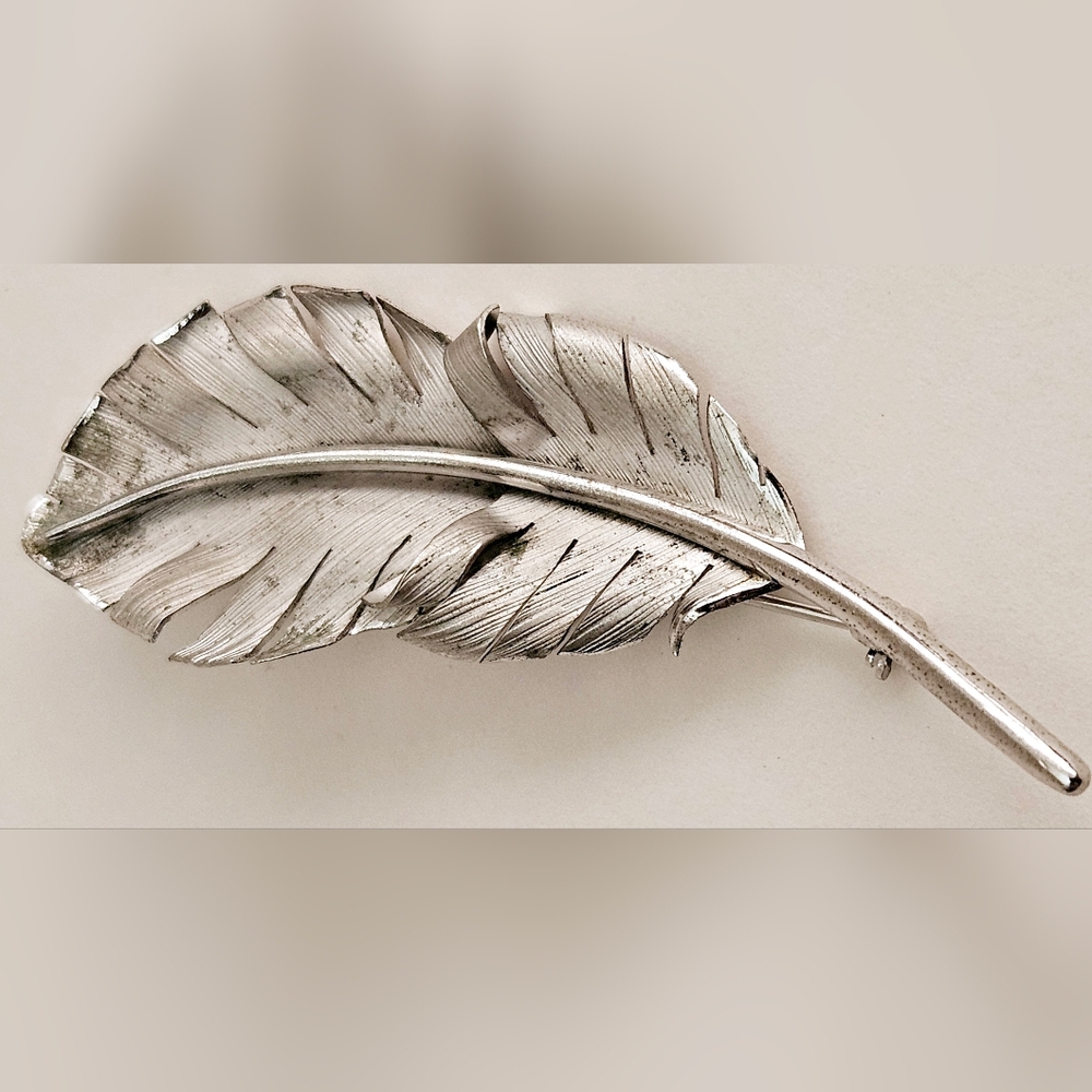 Signed Bond Boyd modernist sterling silver feather brooch